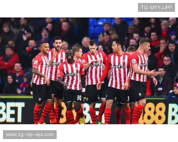 床单军团主场气势拉满