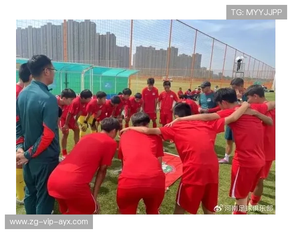 足球俱乐部在青训中推动社交技能与公共表达训练提升球员综合能力 足球俱乐部在青训中推动社交技能与公共表达训练提升球员综合能力